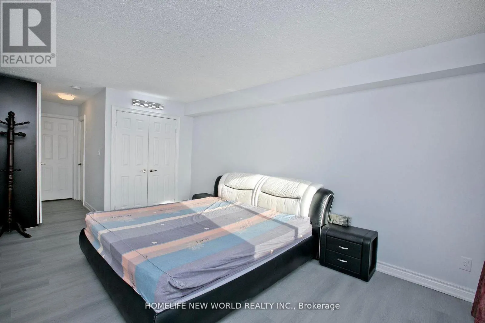 2117 - 75 BAMBURGH CIRCLE
