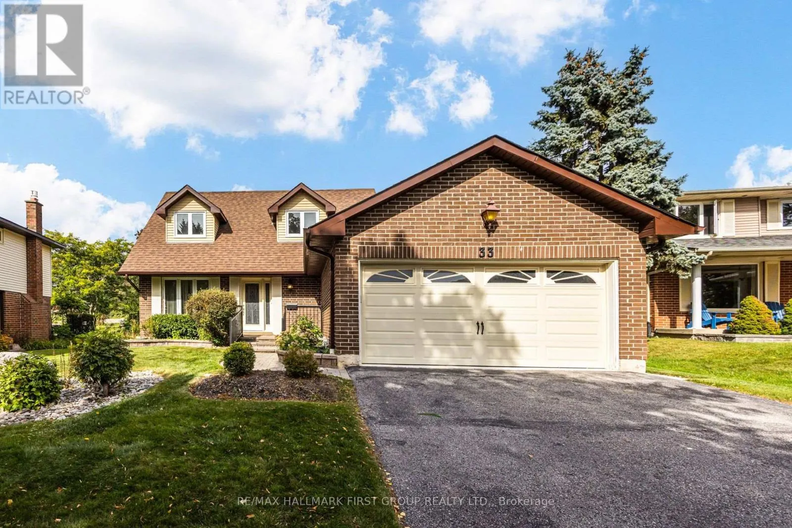 33 ANSTEAD CRESCENT