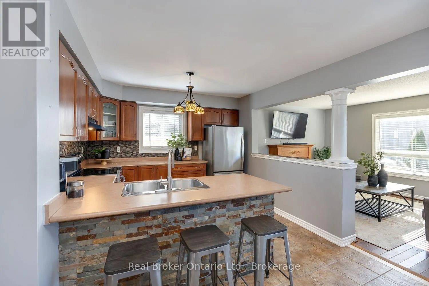 119 ALLWORTH CRESCENT