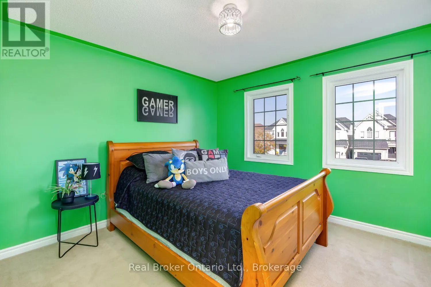 119 ALLWORTH CRESCENT