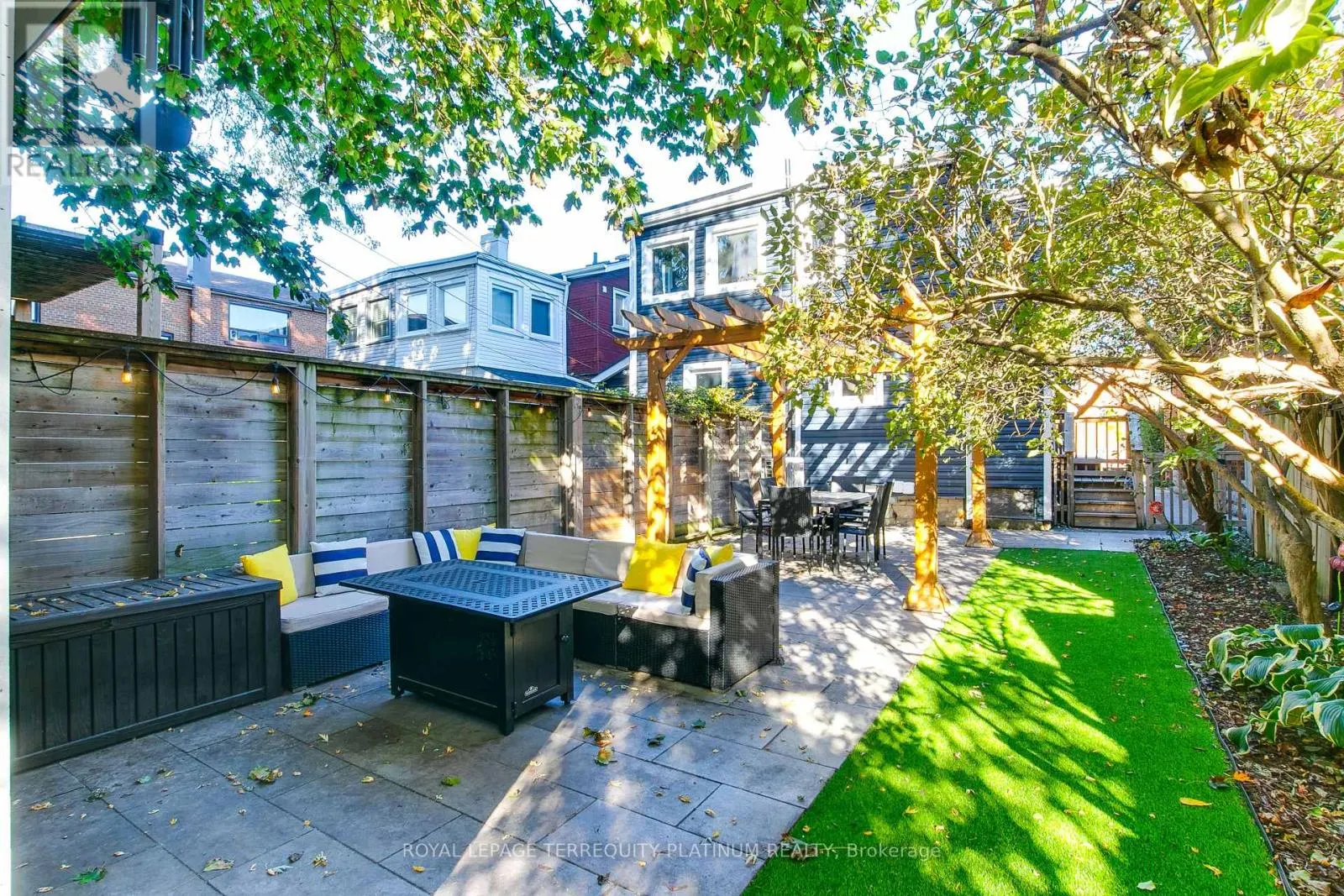 493 MORTIMER AVENUE