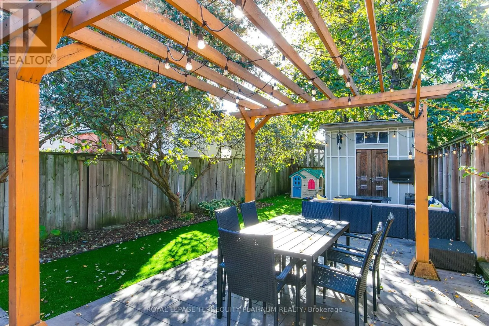 493 MORTIMER AVENUE