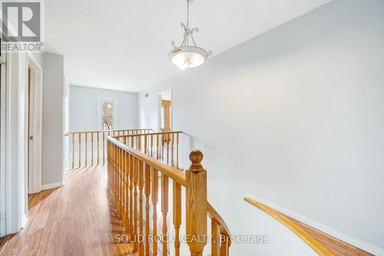 2394 STRATHMORE CRESCENT