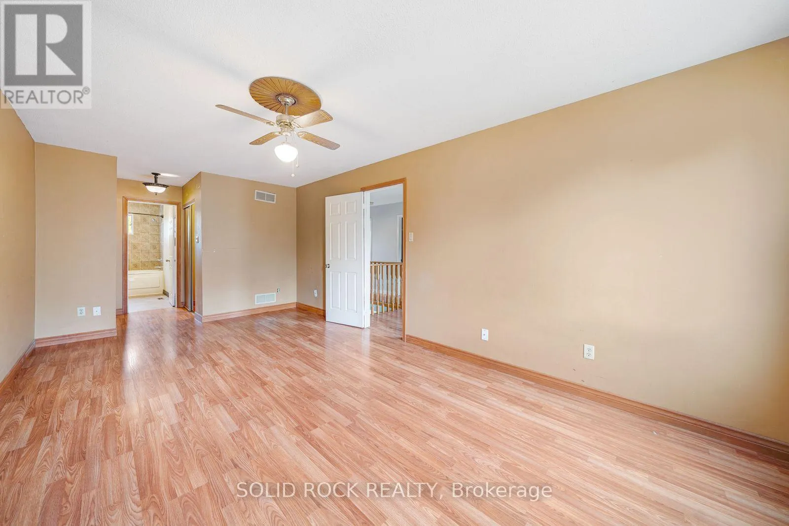 2394 STRATHMORE CRESCENT