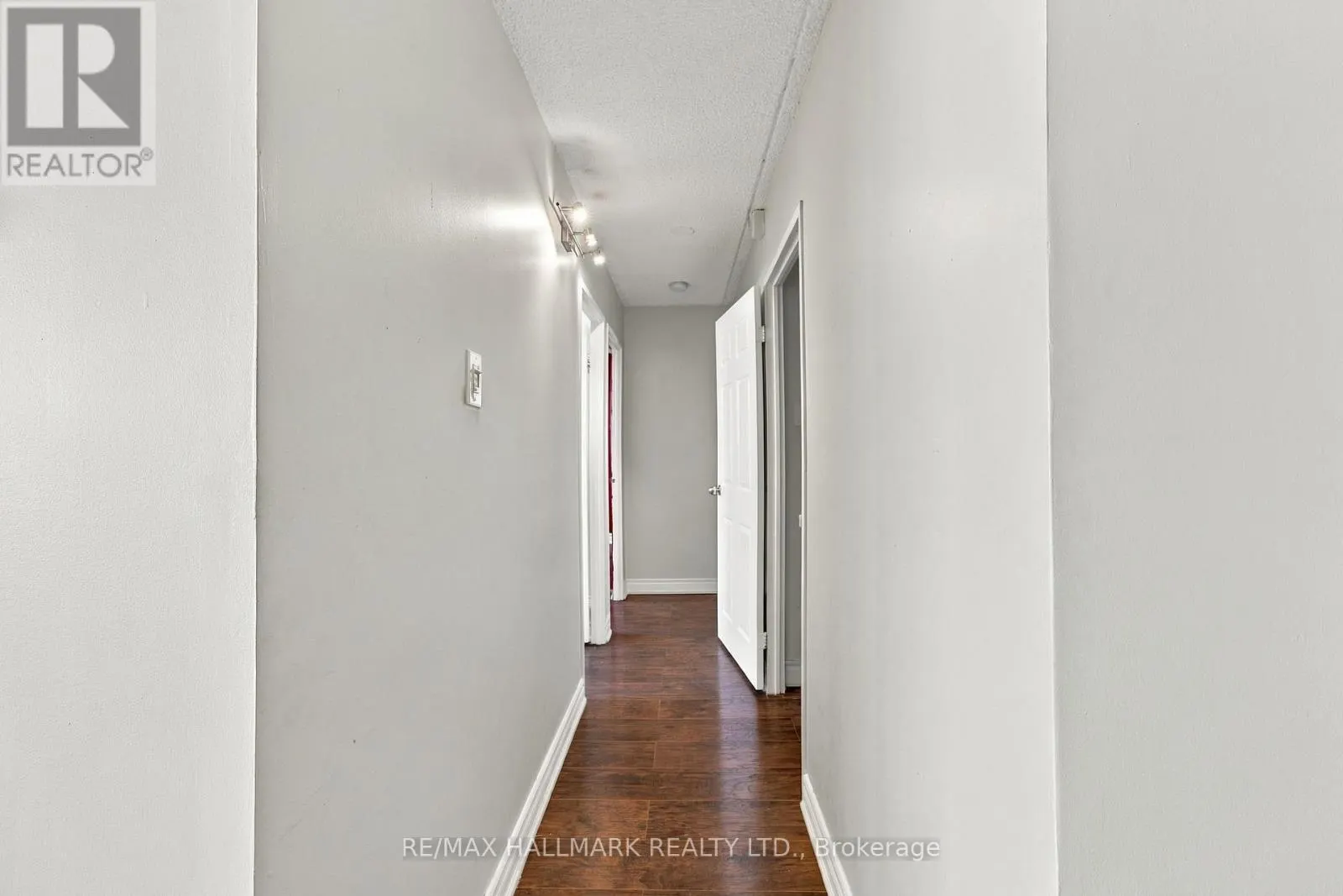 704 - 207 GALLOWAY ROAD