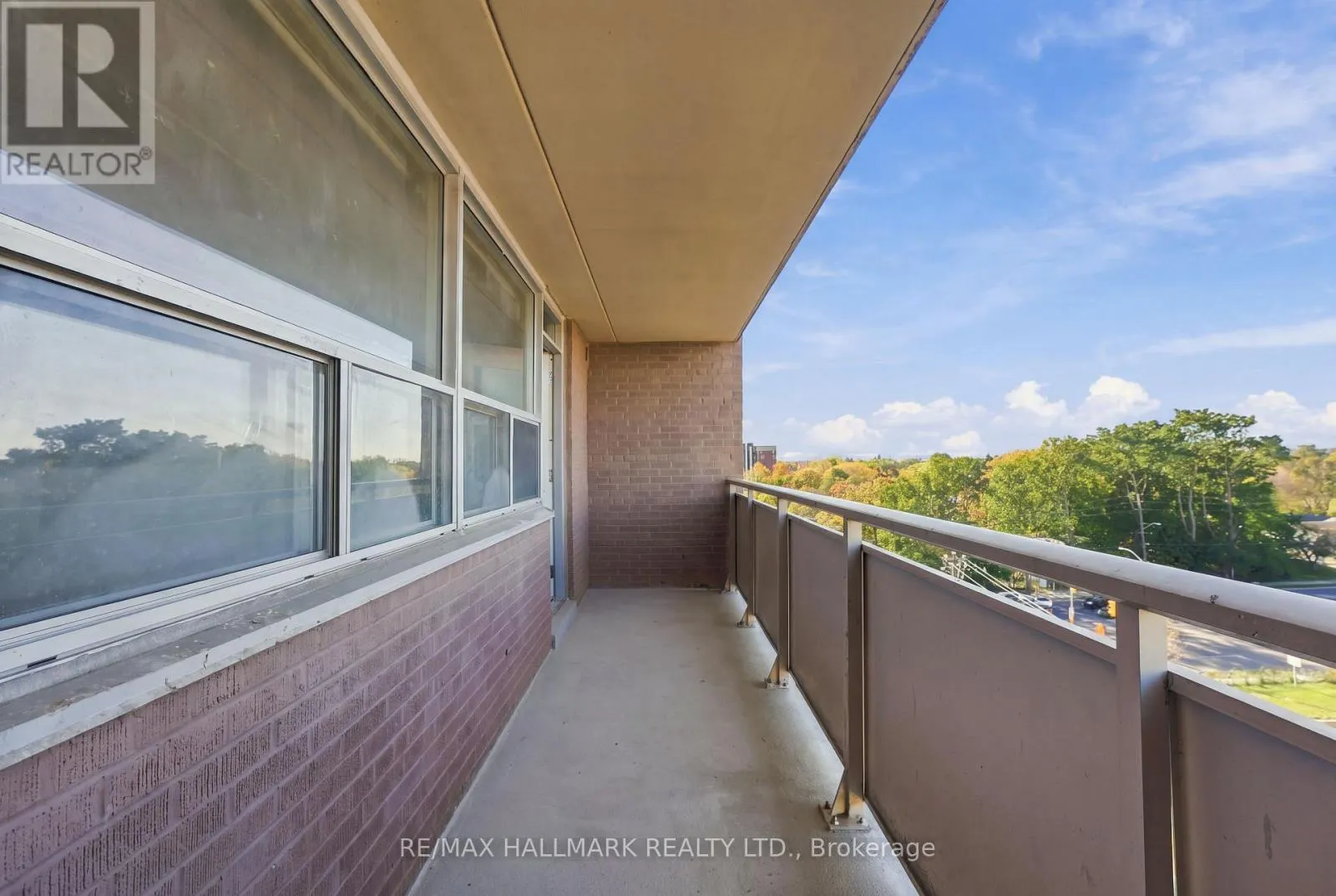 704 - 207 GALLOWAY ROAD
