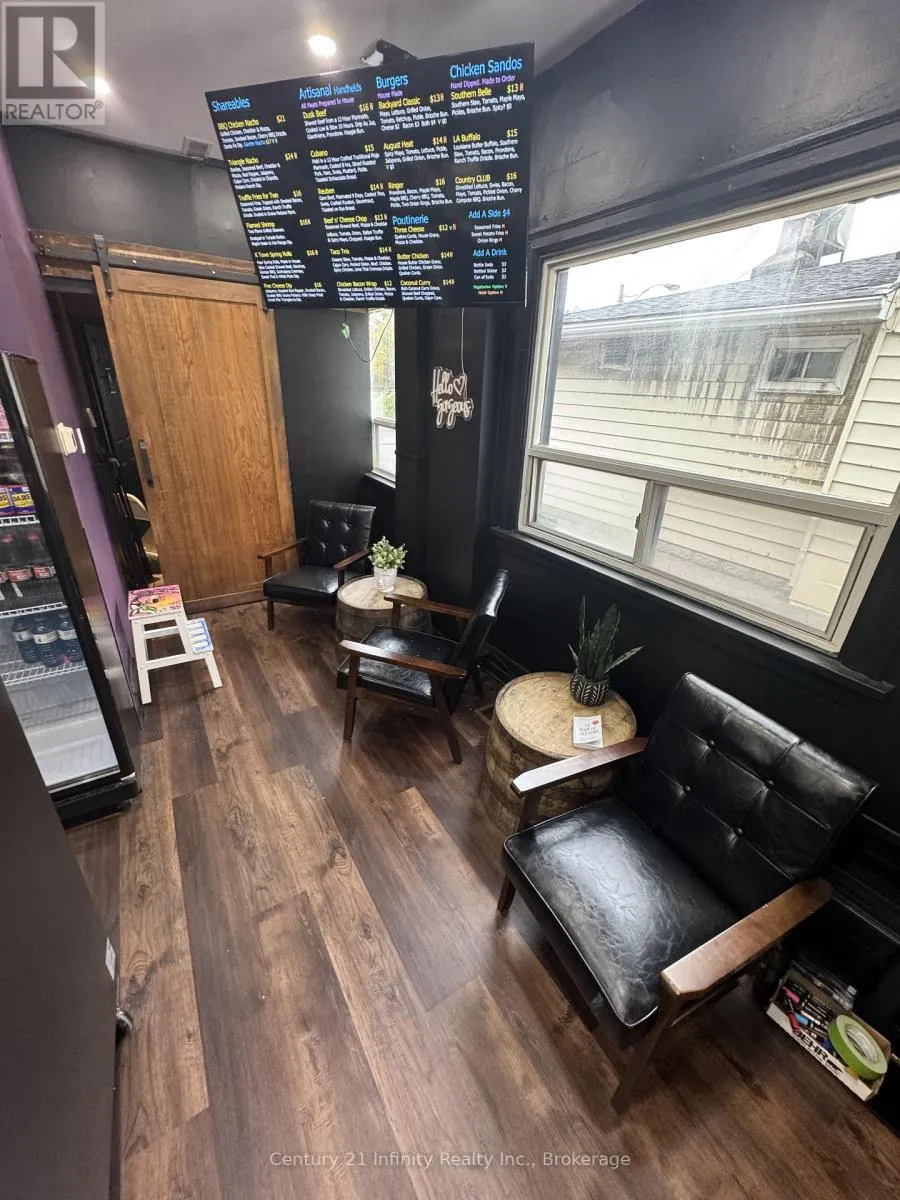 605 KINGSTON ROAD W