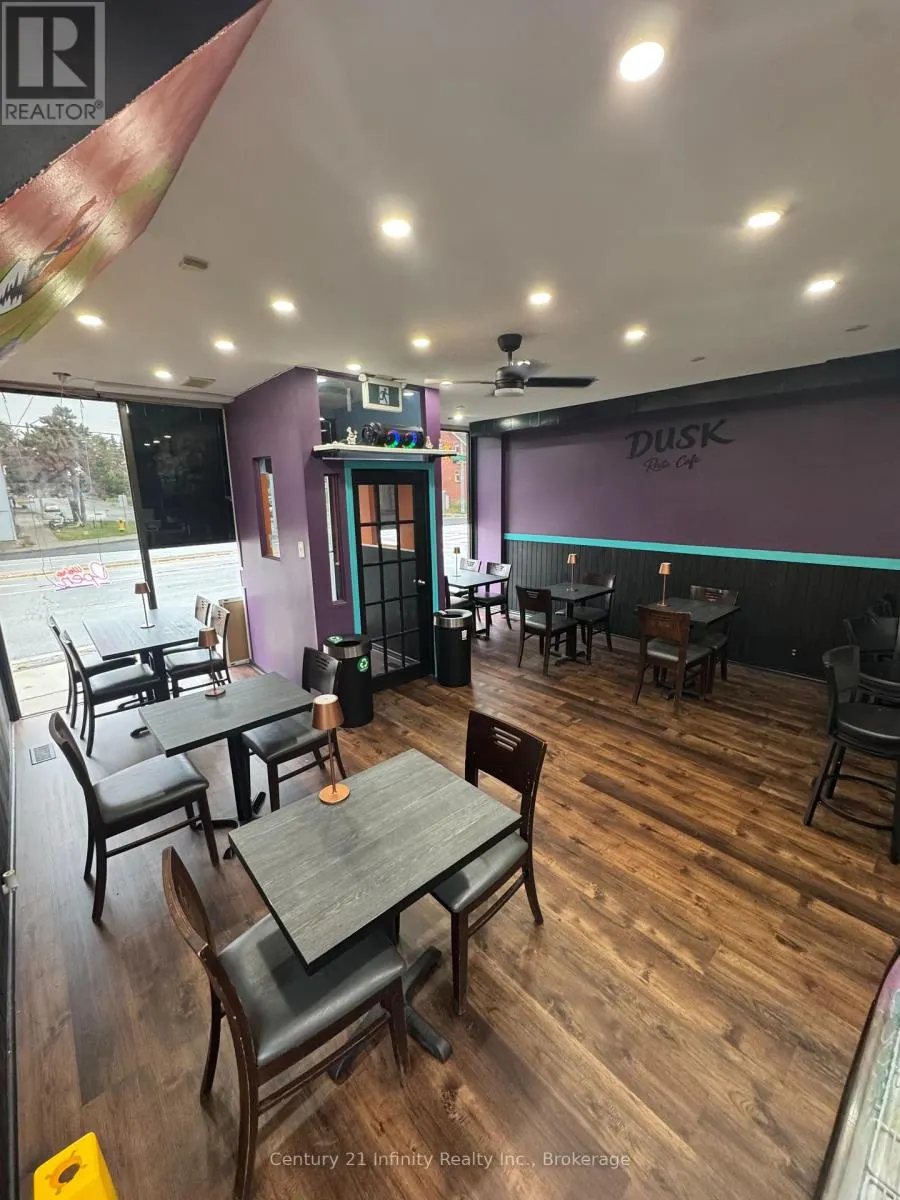 605 KINGSTON ROAD W