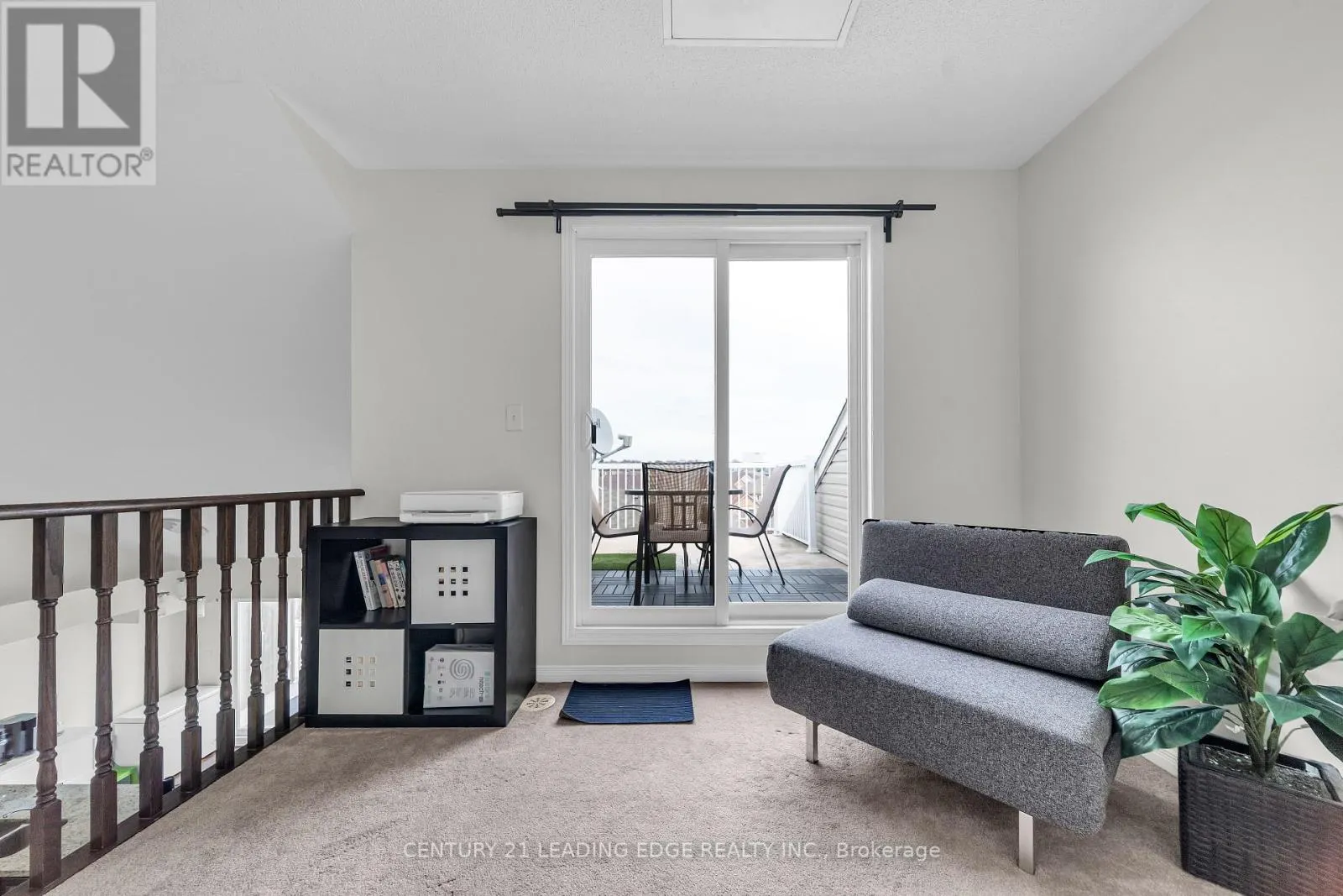53 - 653A WARDEN AVENUE