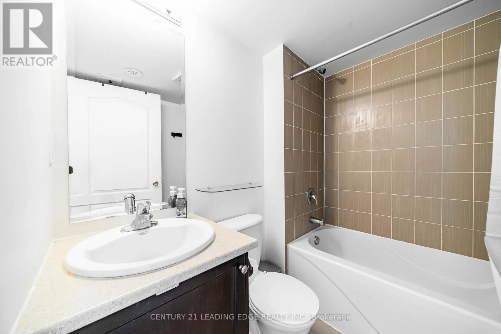 53 - 653A WARDEN AVENUE