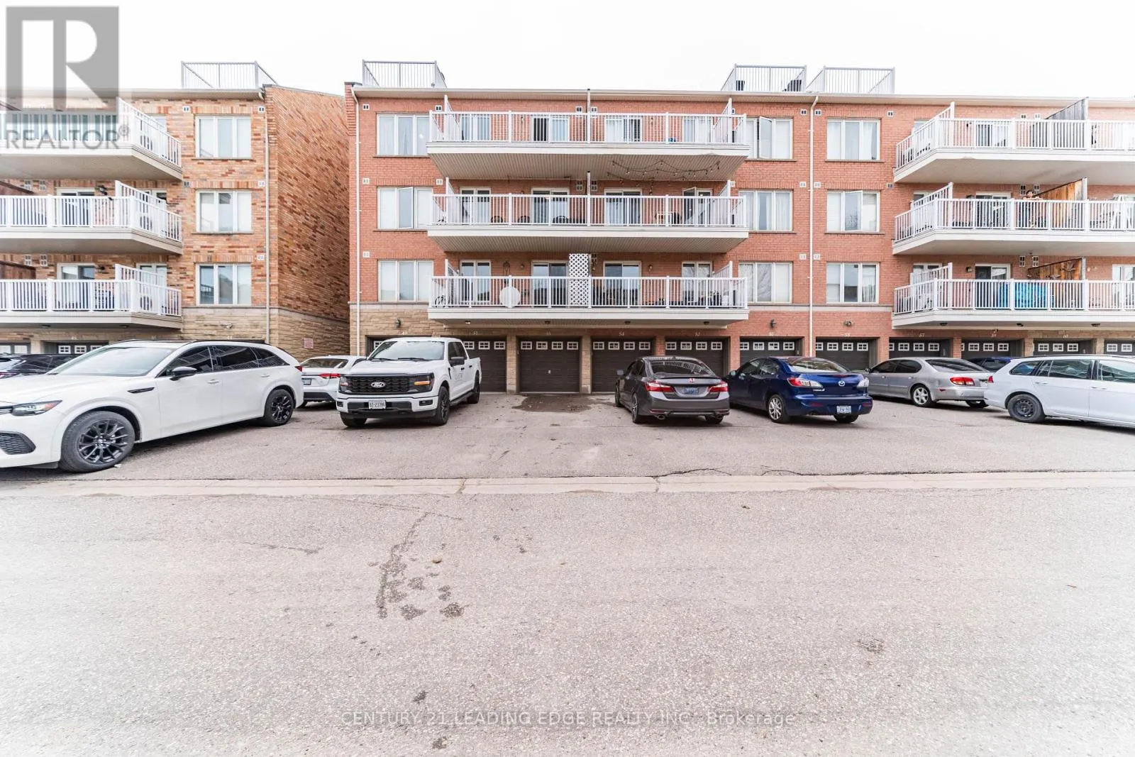 53 - 653A WARDEN AVENUE