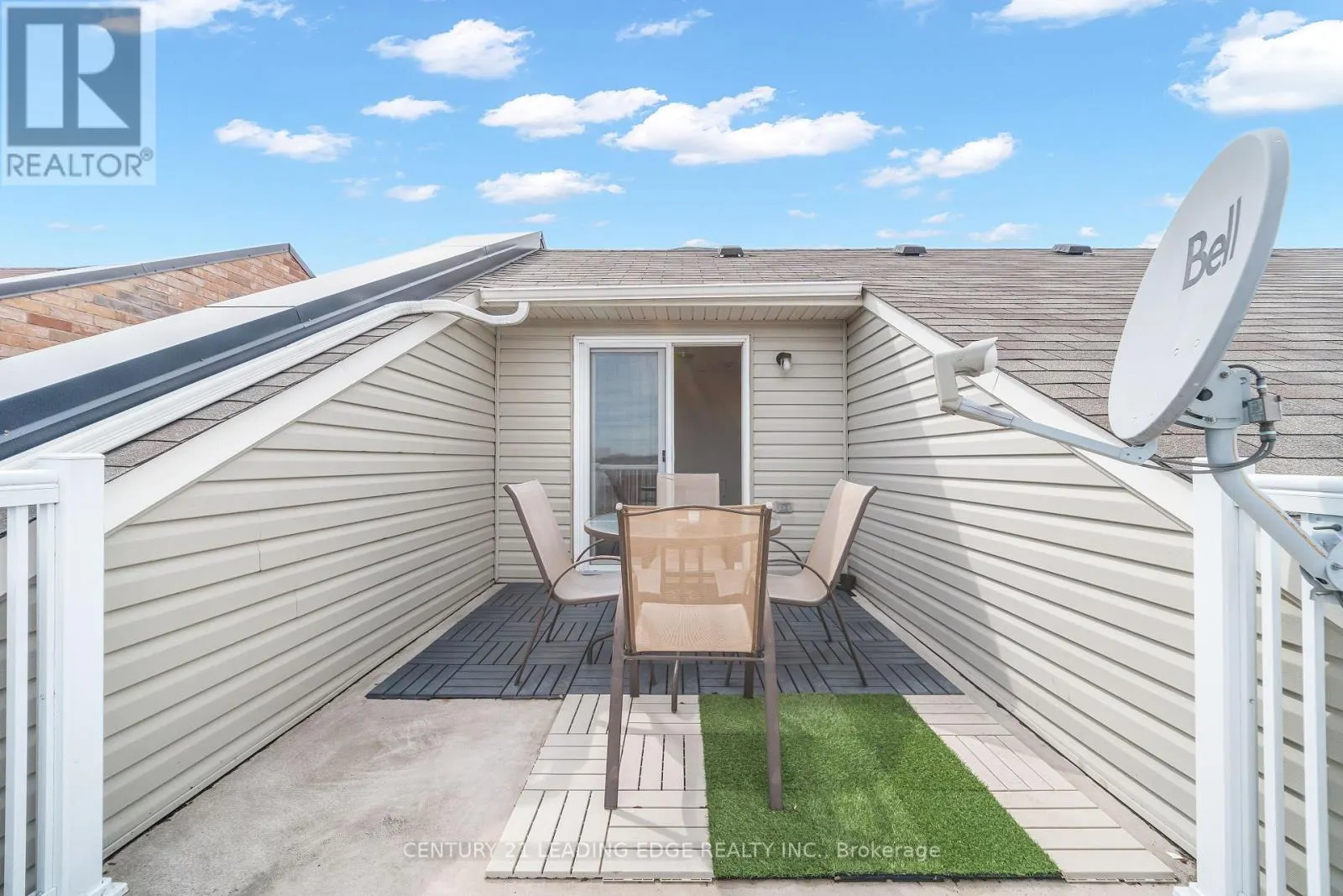 53 - 653A WARDEN AVENUE