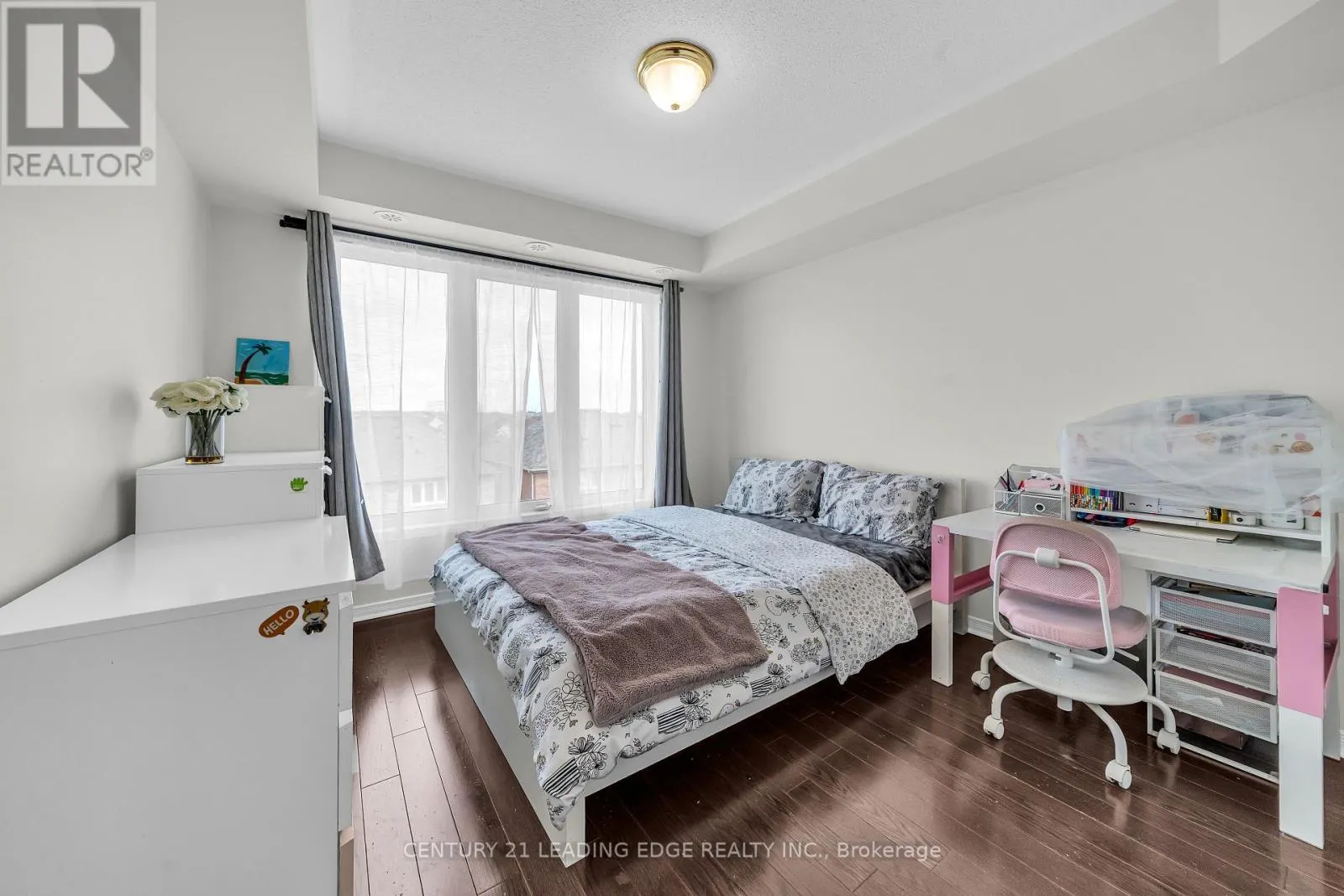 53 - 653A WARDEN AVENUE
