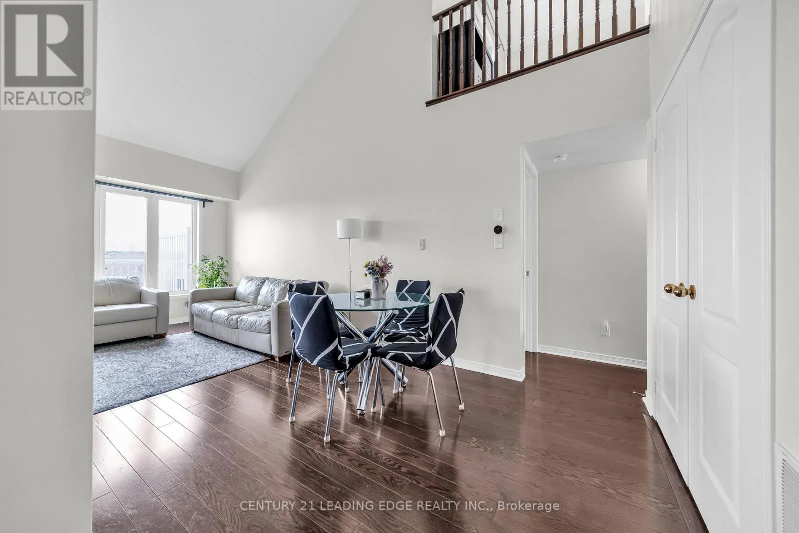 53 - 653A WARDEN AVENUE