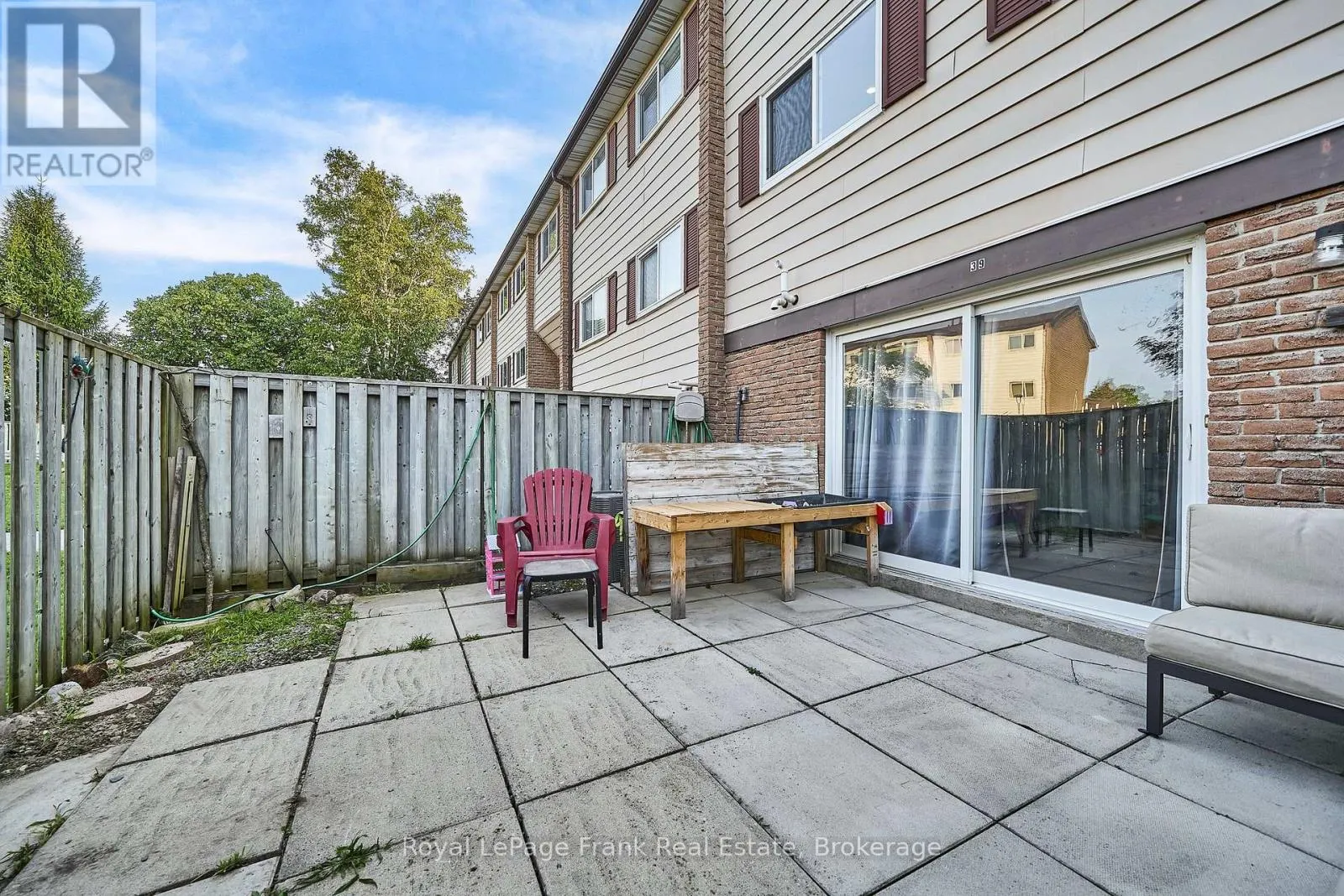 39 - 321 BLACKTHORN STREET #39