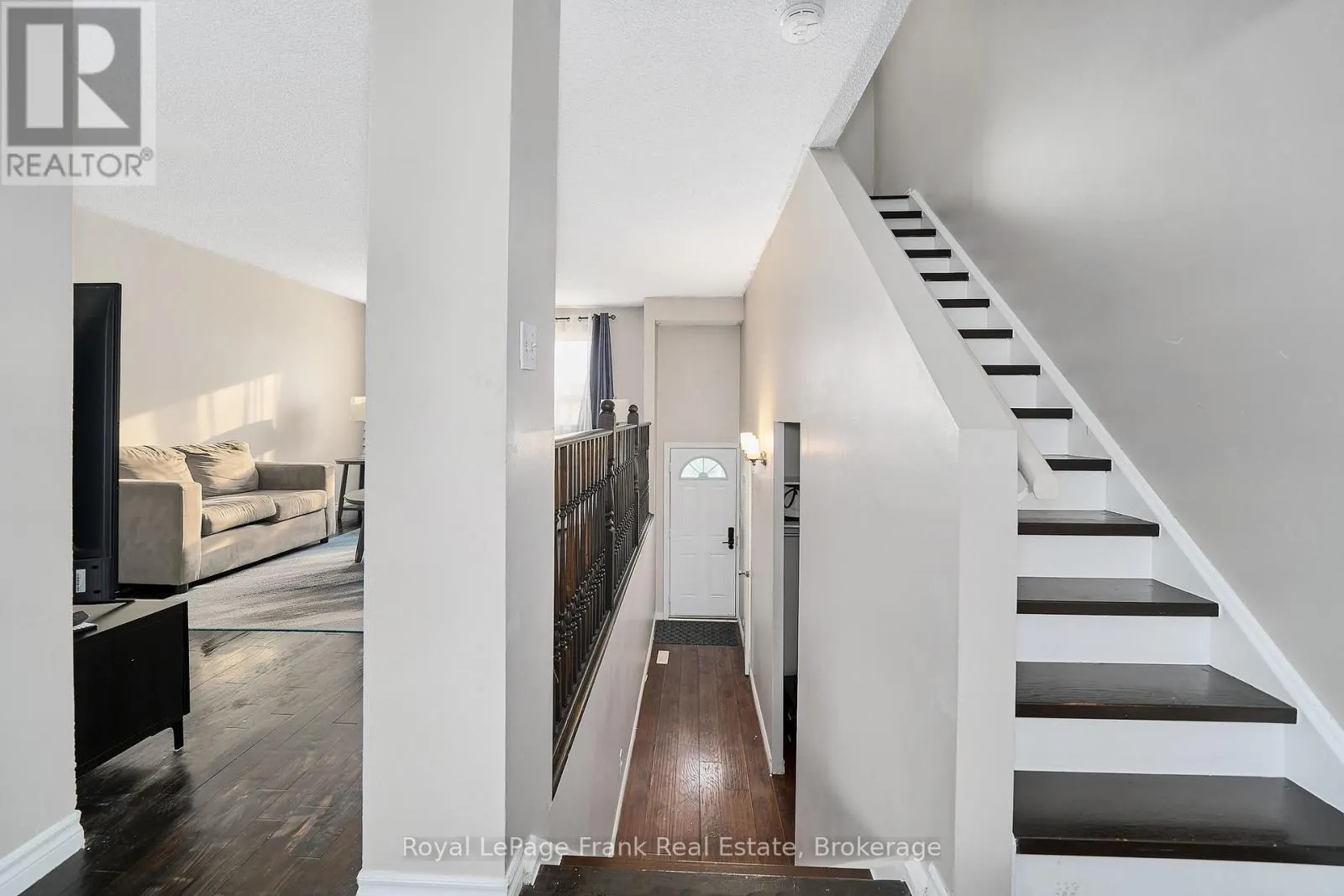 39 - 321 BLACKTHORN STREET #39
