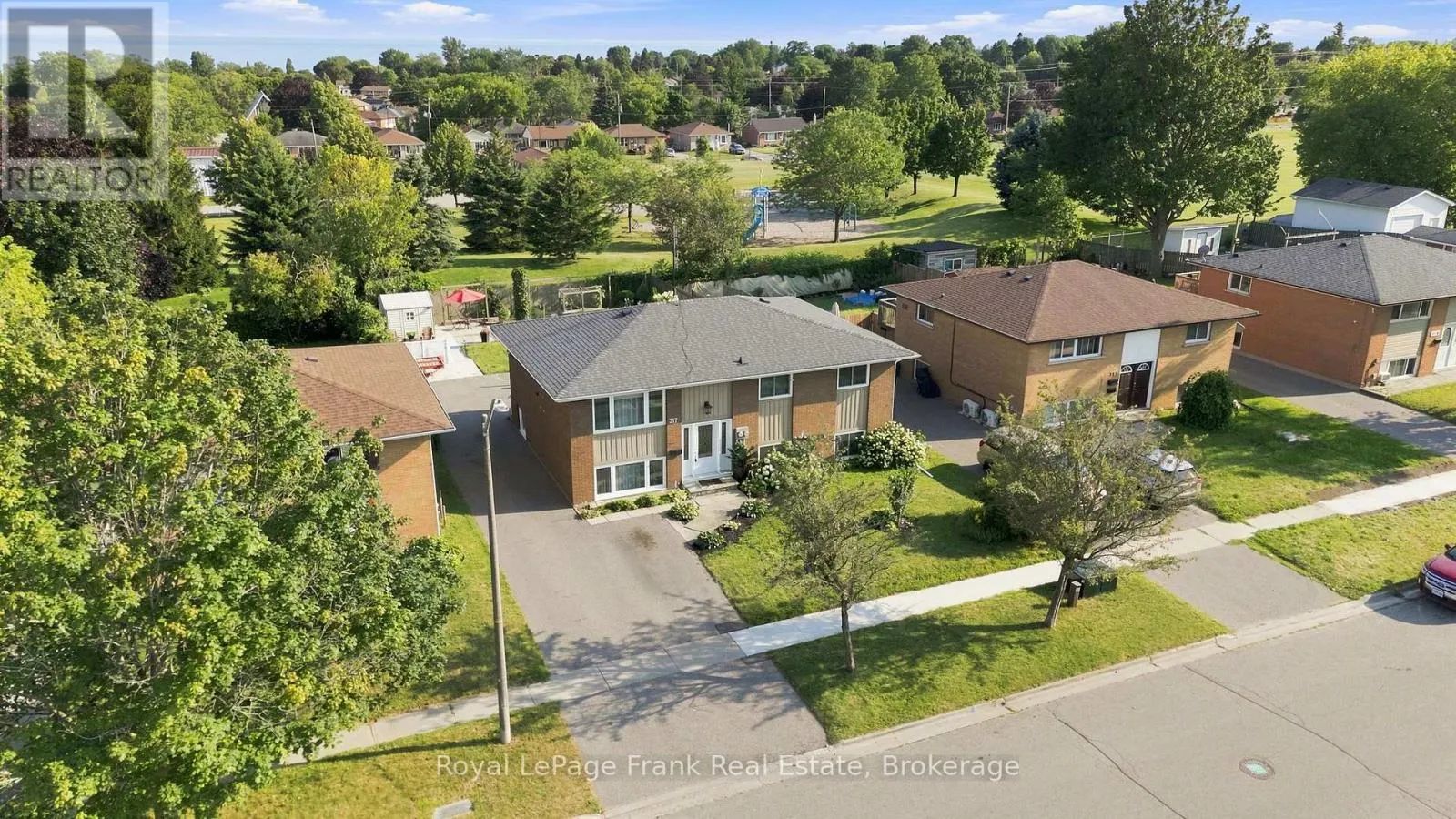 317 DWIGHT AVENUE