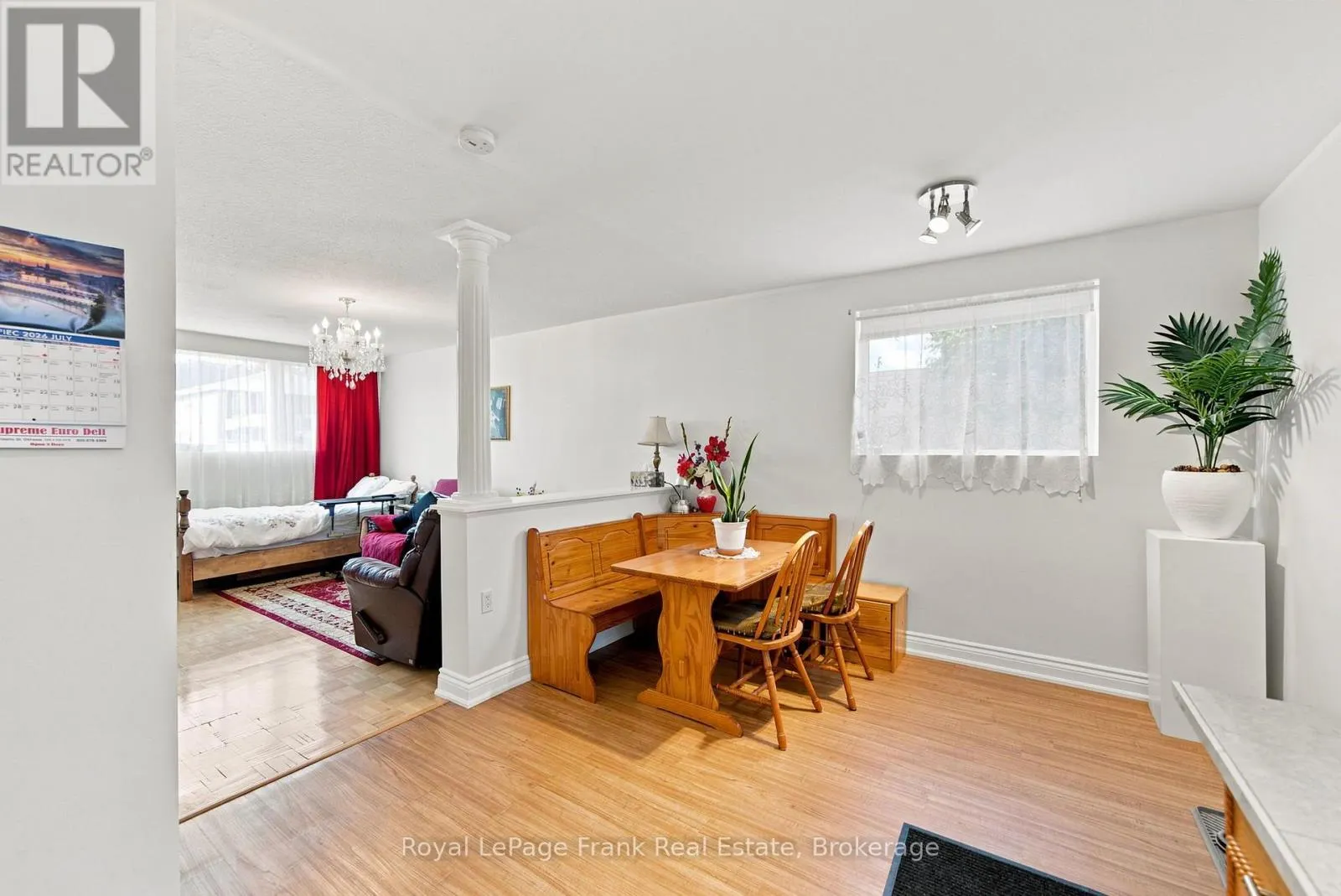 317 DWIGHT AVENUE