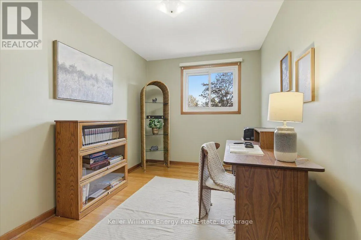 724 CLIFTON DRIVE