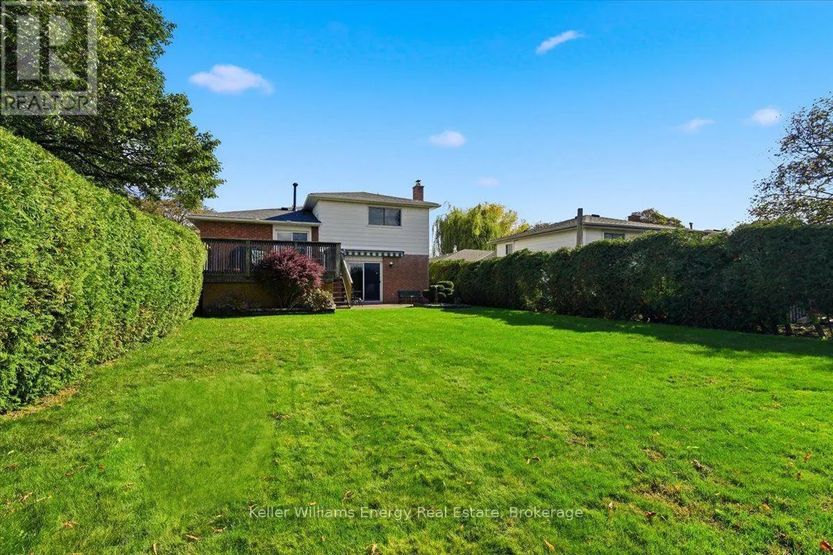 724 CLIFTON DRIVE