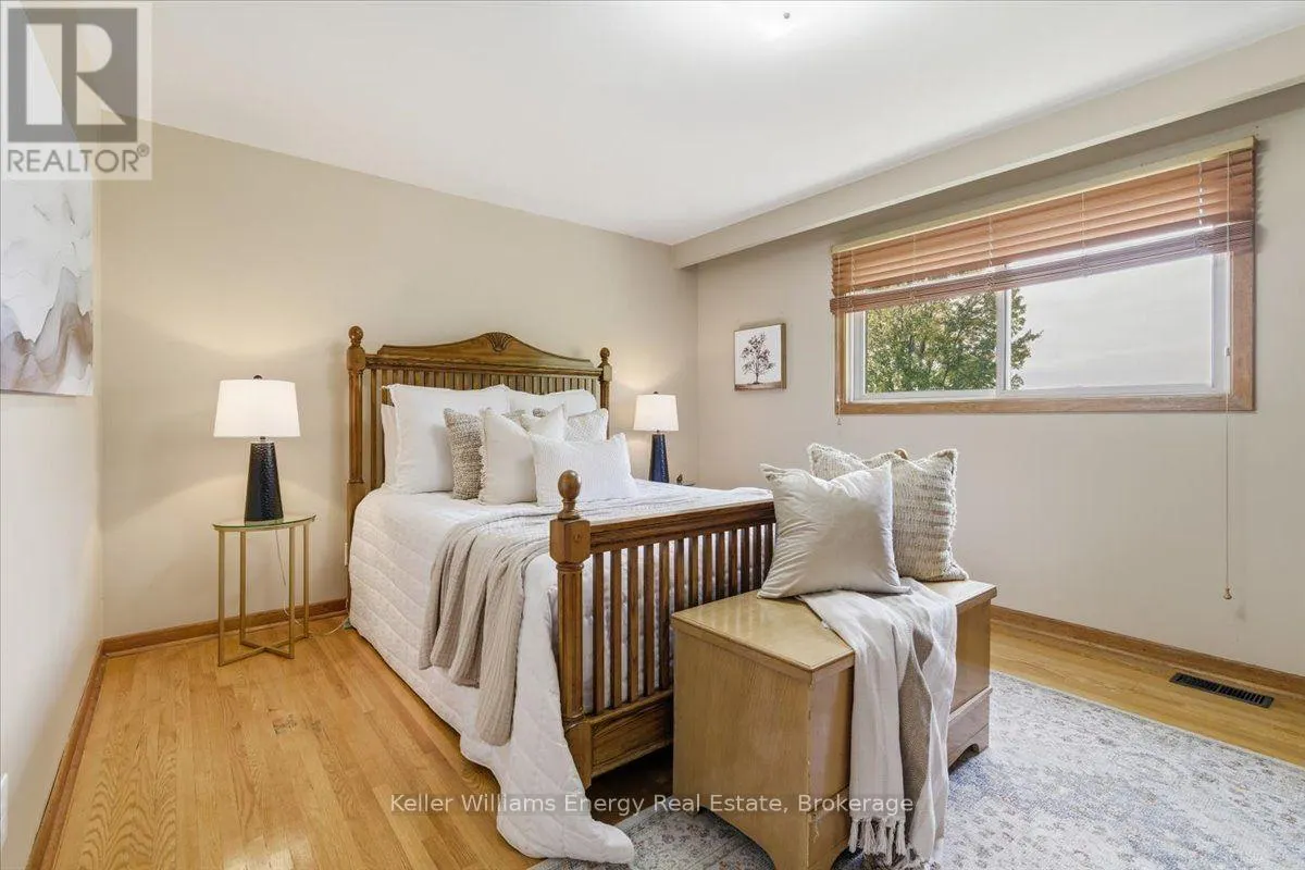 724 CLIFTON DRIVE