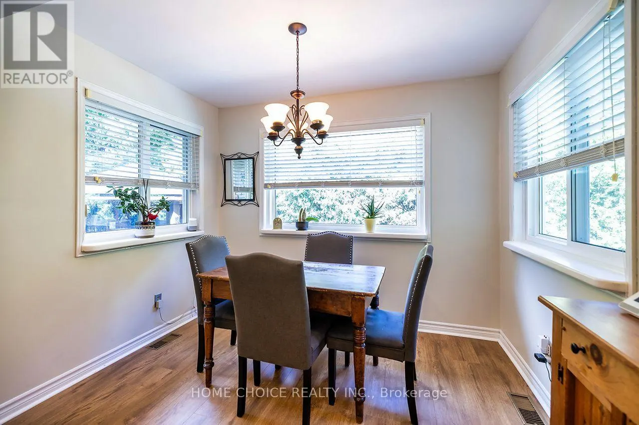 1206 NORTHGATE CRESCENT