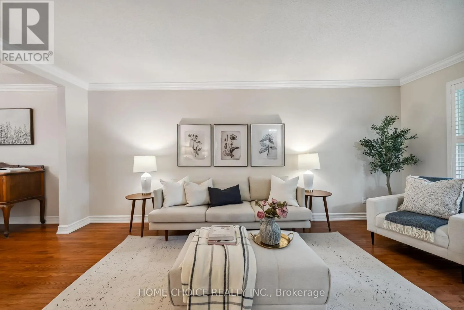 1206 NORTHGATE CRESCENT