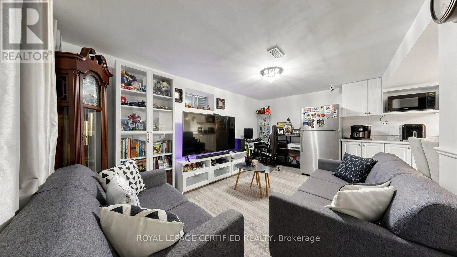 922A DANFORTH ROAD