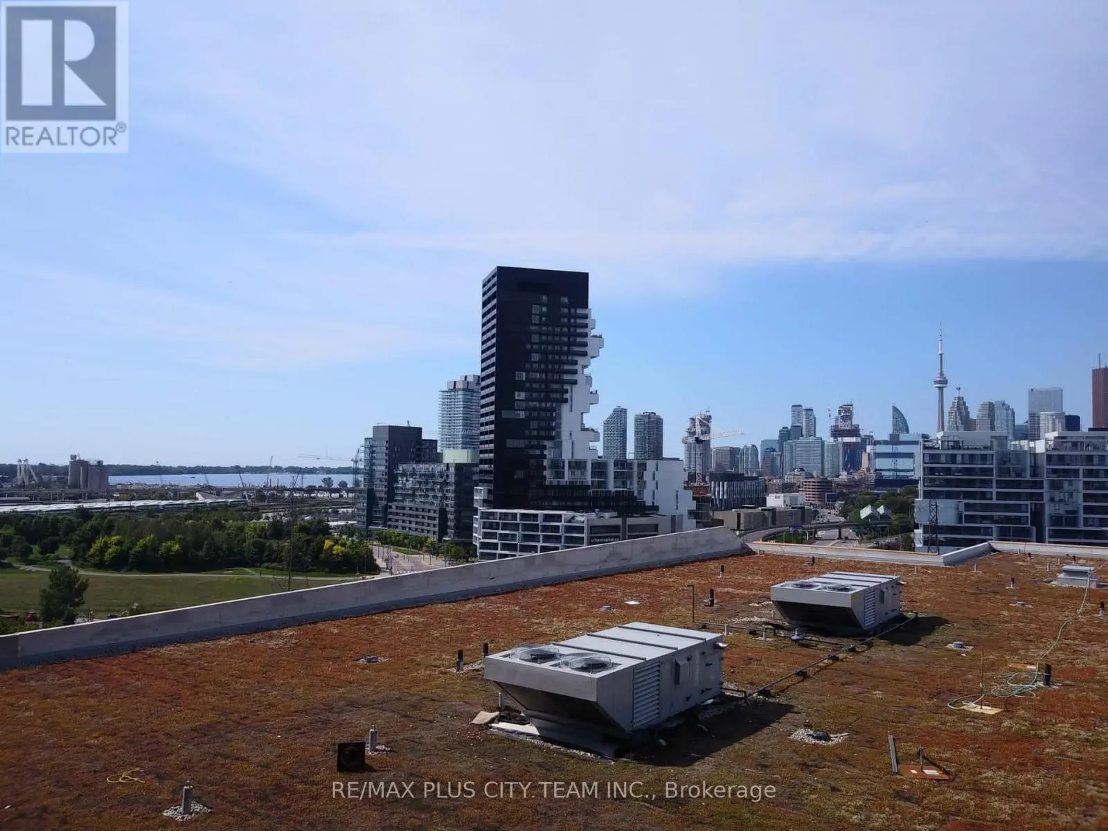 1110 - 15 BASEBALL PLACE