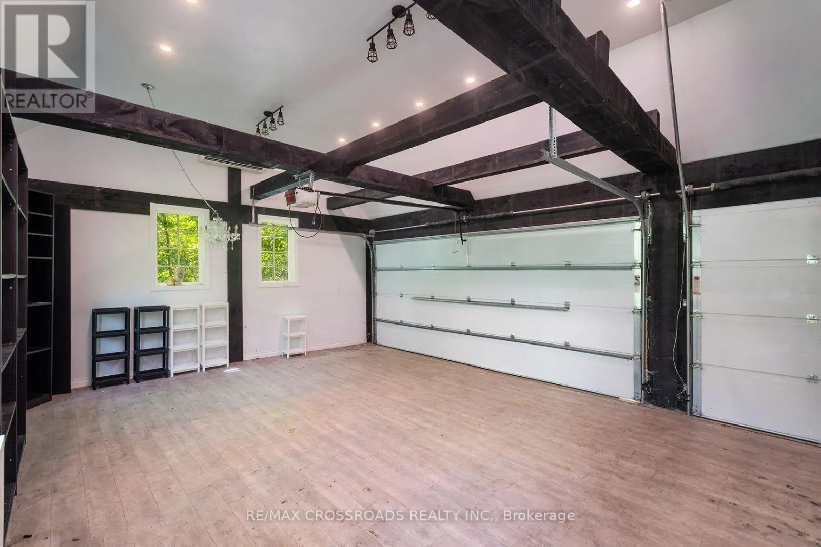 5019 JEWEL ROAD