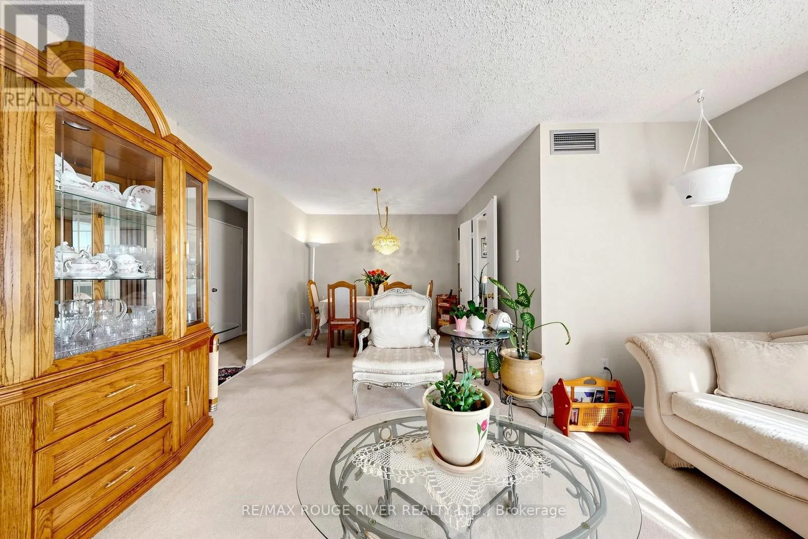311 - 430 MCLEVIN AVENUE