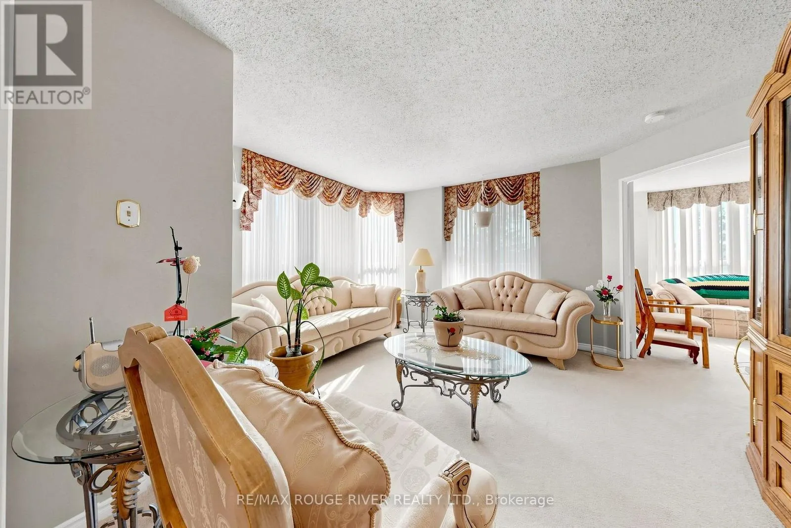 311 - 430 MCLEVIN AVENUE