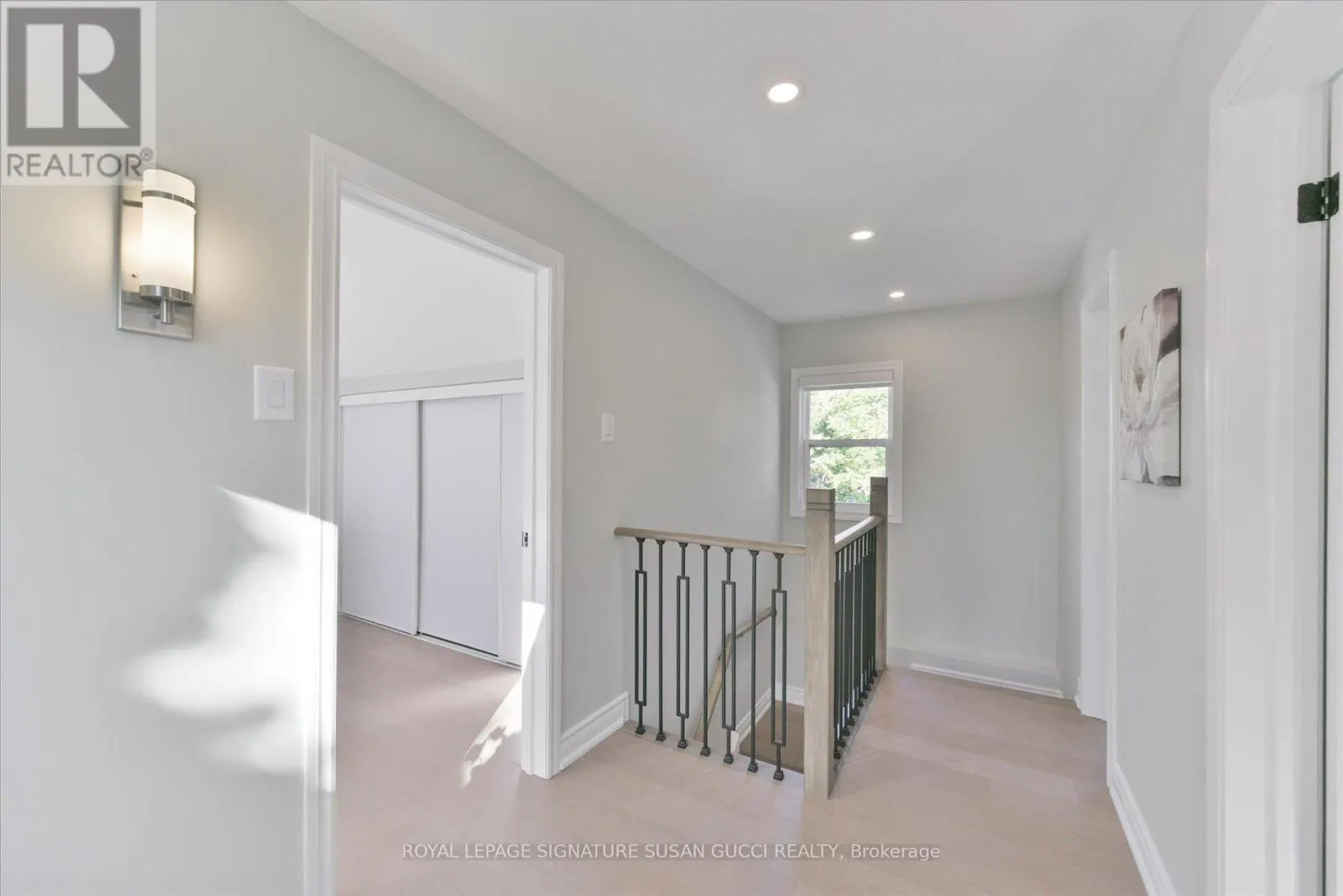 22 HOLLAND AVENUE