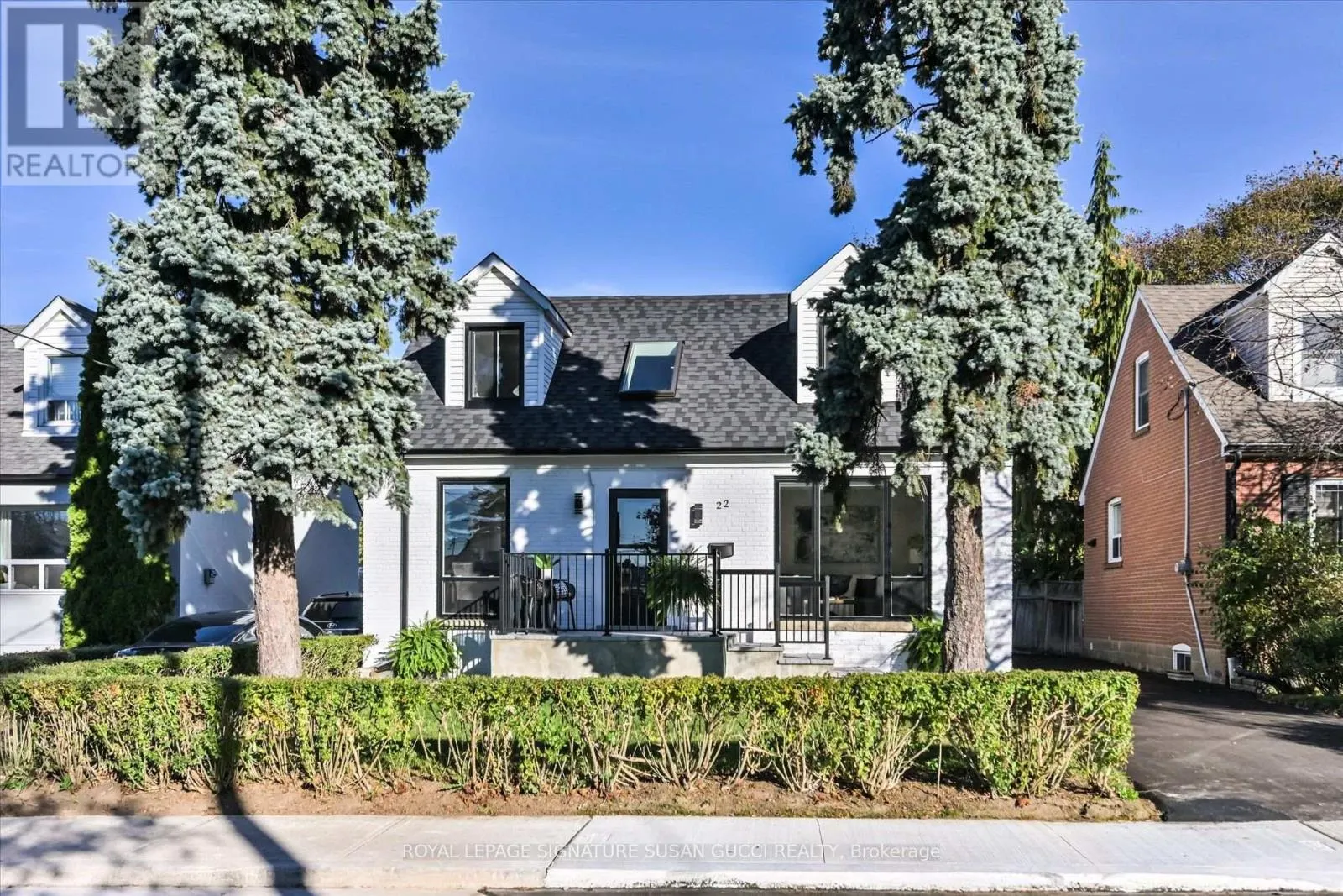 22 HOLLAND AVENUE