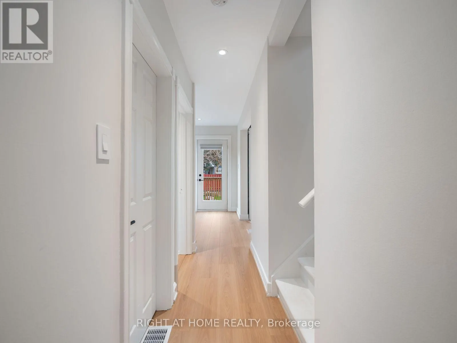 49 AMSTERDAM AVENUE