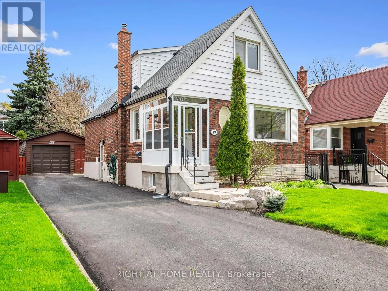 49 AMSTERDAM AVENUE