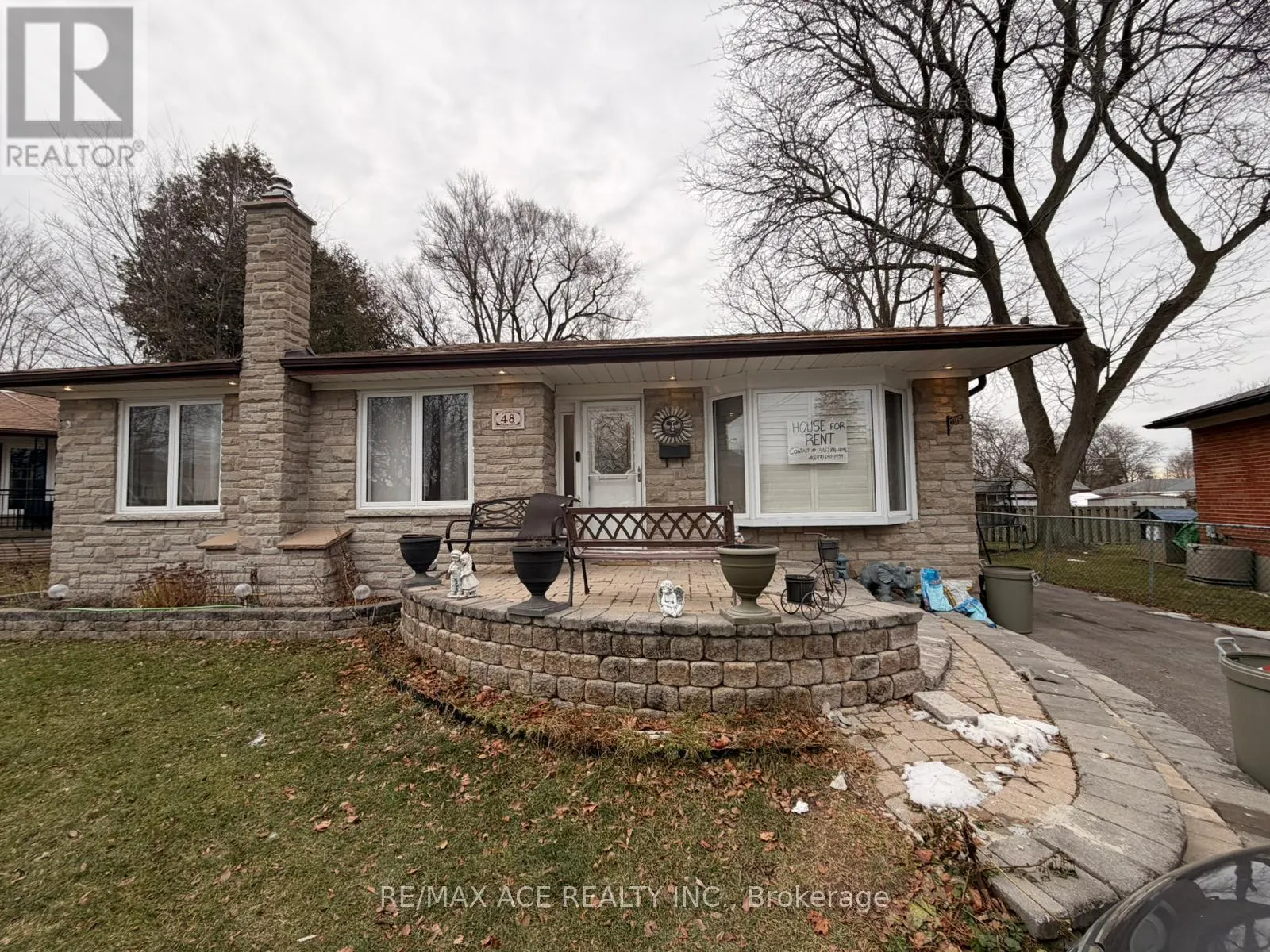 MAIN - 48 RONWAY CRESCENT