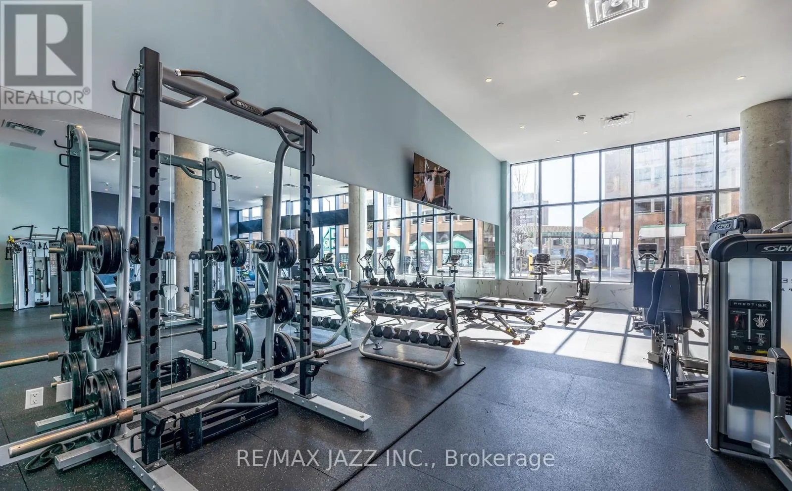 918 - 80 BOND STREET E #918
