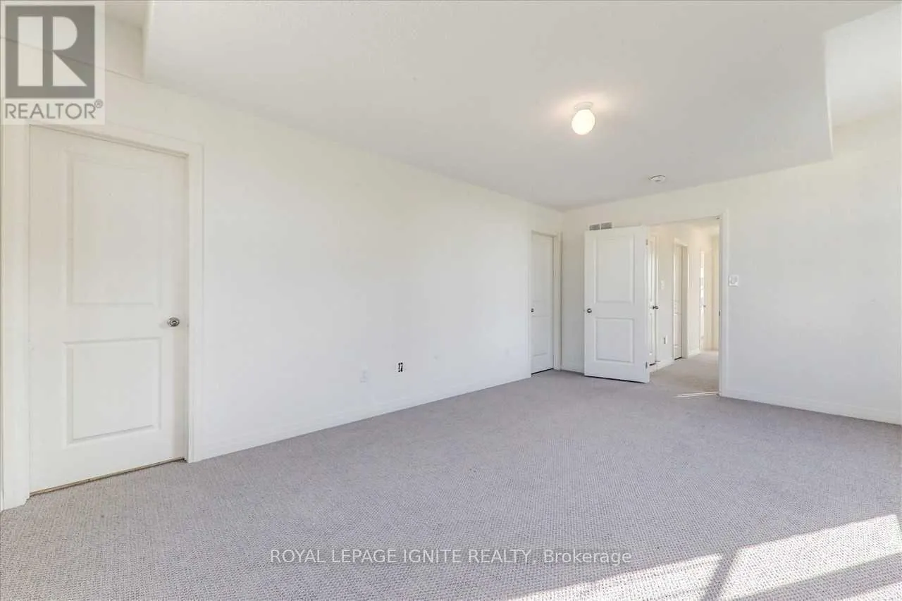 46 KING GEORGE WAY