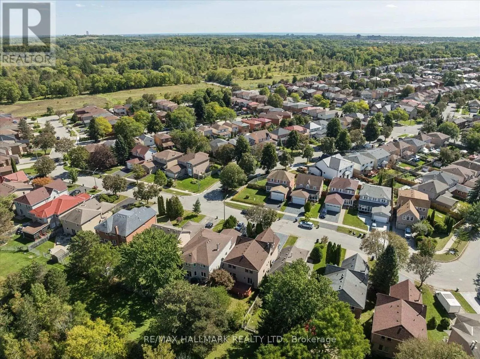 32 VALLEY CENTRE DRIVE