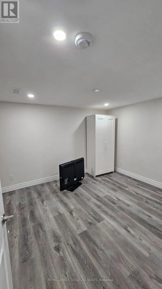 19 STARLAKE DRIVE