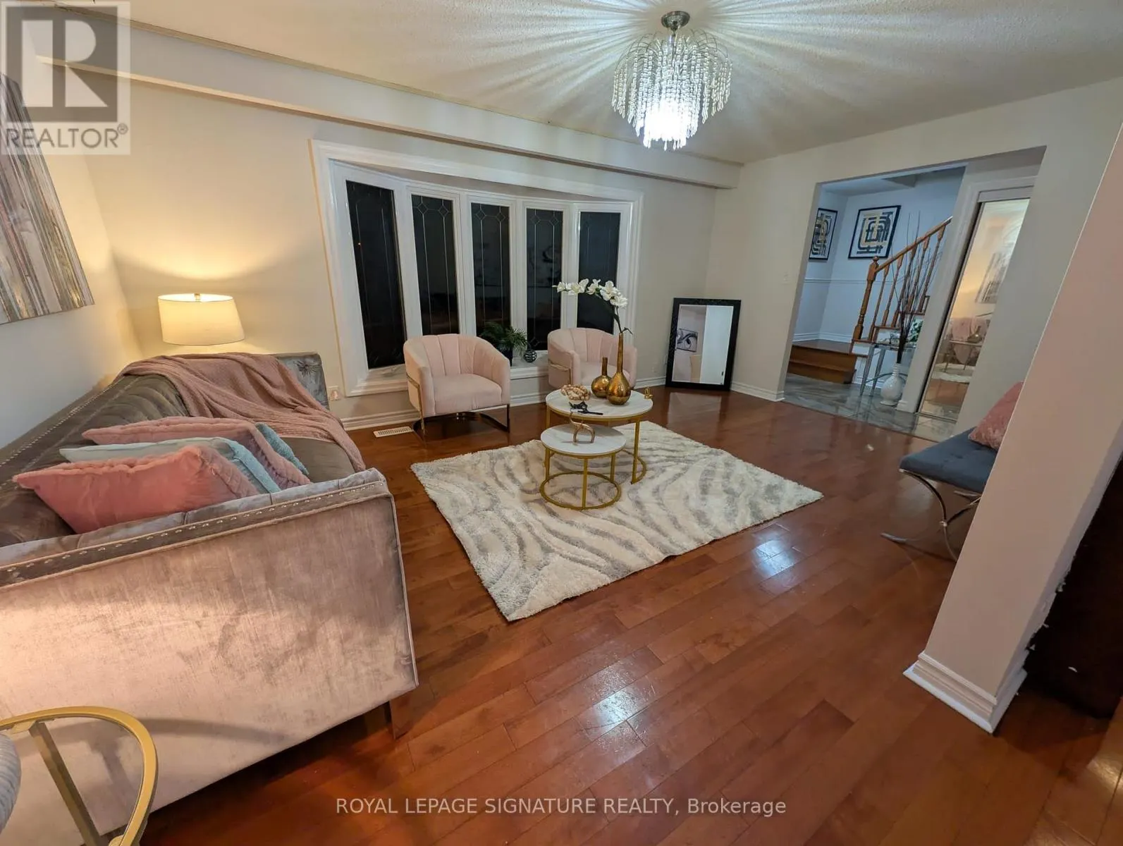19 STARLAKE DRIVE