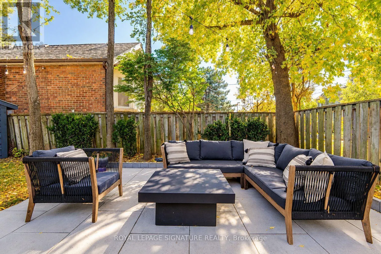 31 DAVIES CRESCENT