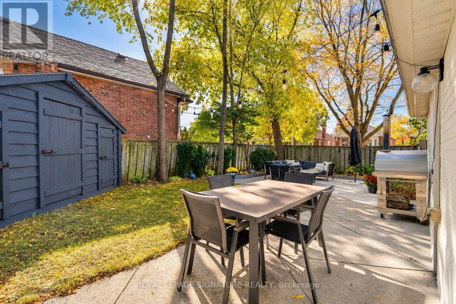 31 DAVIES CRESCENT