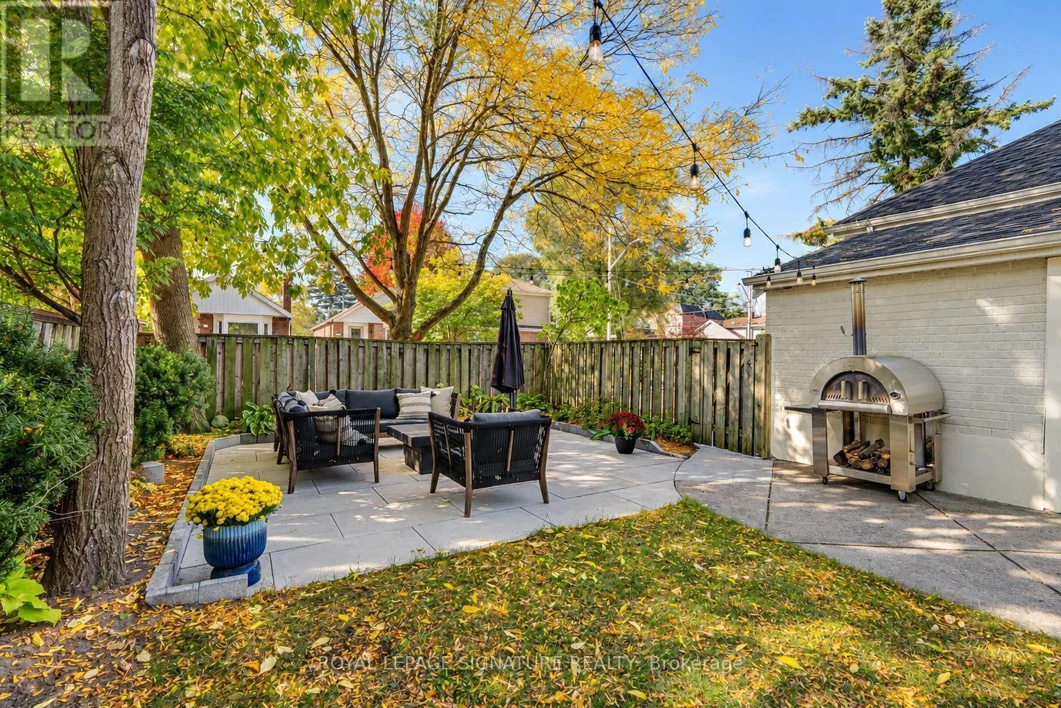 31 DAVIES CRESCENT