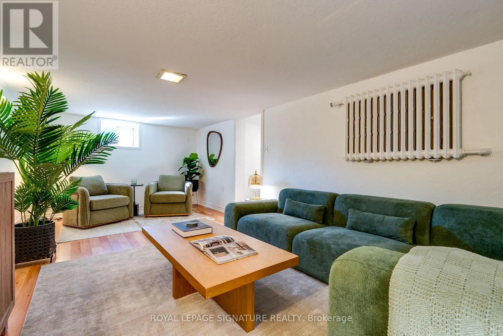 31 DAVIES CRESCENT