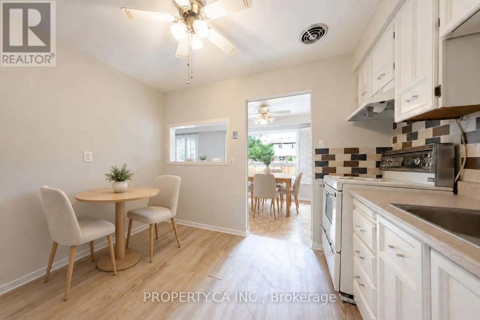 12 DEEPROSE LANE