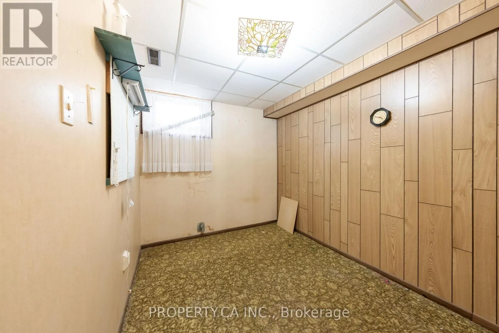 12 DEEPROSE LANE