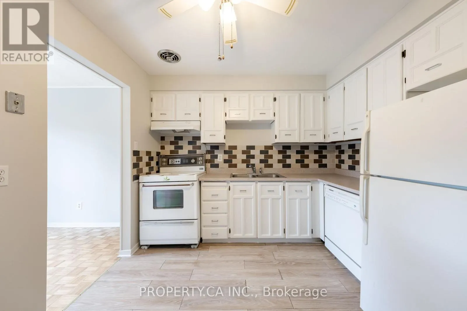12 DEEPROSE LANE
