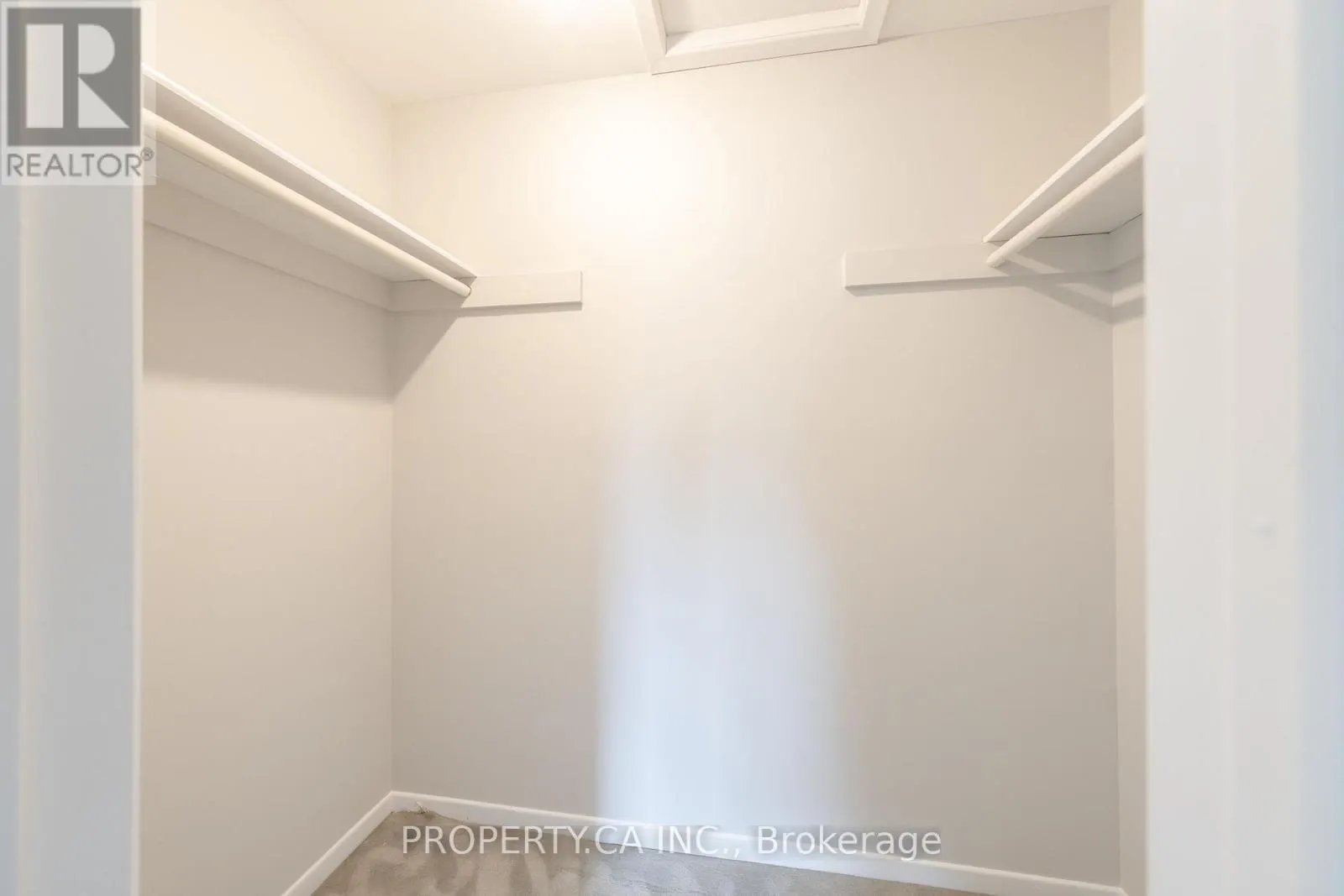 12 DEEPROSE LANE